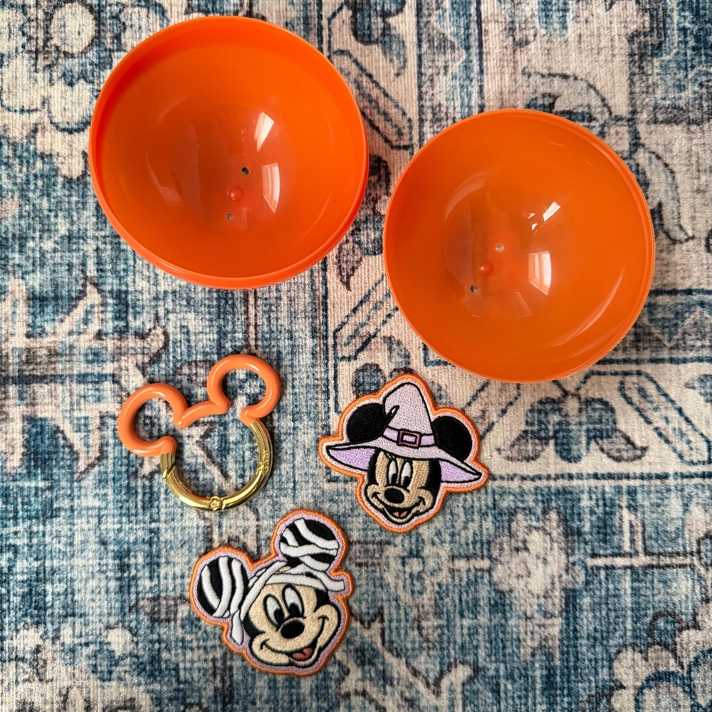 Stoney Clover Lane Disney Halloween Opened Surprise Ball - Picture 4 of 5
